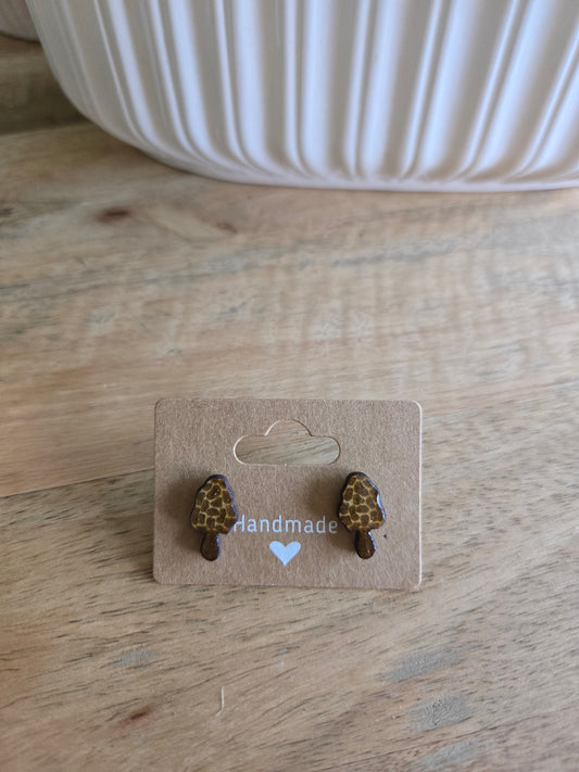Mushroom studs